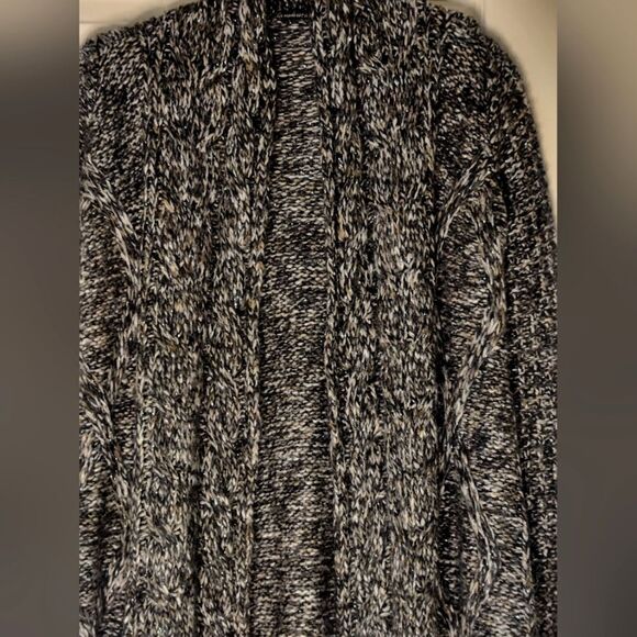 LaModeEstaVous 1/S BlackWhite Lngslv CableKnit WOOLMOHAIRBlend WomenOpenCardigan - Picture 3 of 11